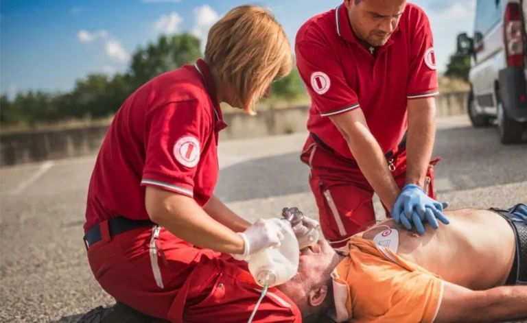 How to Manage Emergency Medical Situations: The Definitive Editorial Guide